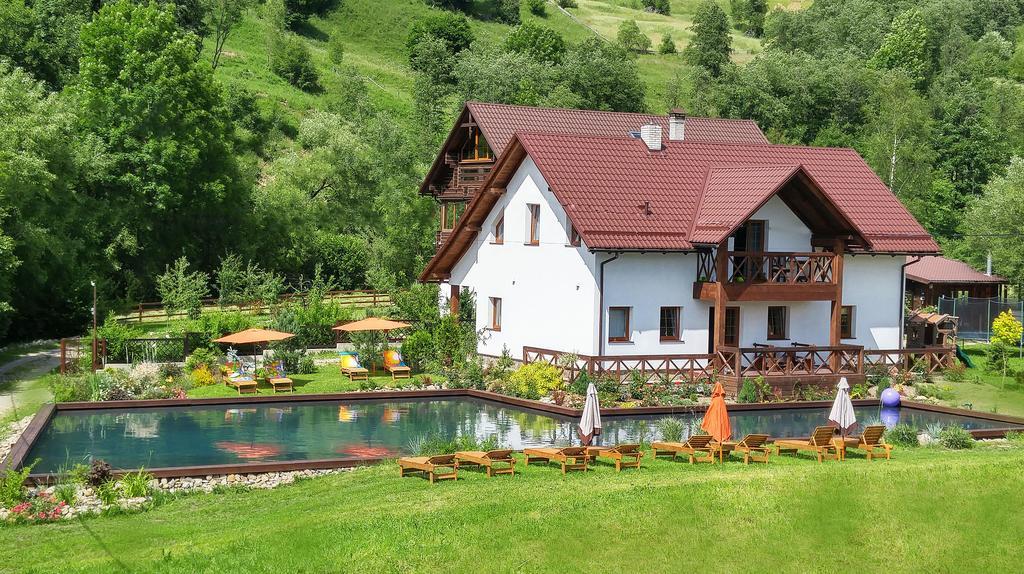 Gallery Of Mountains Holiday Home Jasinja Exteriör bild